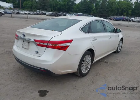 2014 Toyota Avalon Hybrid Limited z USA, uszkodzony, nr VIN 4T1BD1EB2EU030691